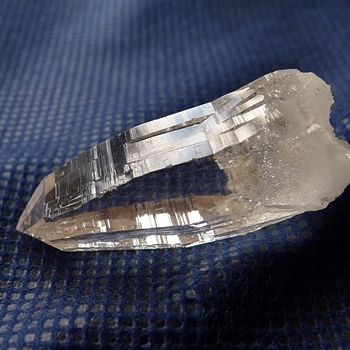 ヒマラヤ水晶原石ミラー水晶021 百万ドルのモザイク構造面 ヒマラヤ 